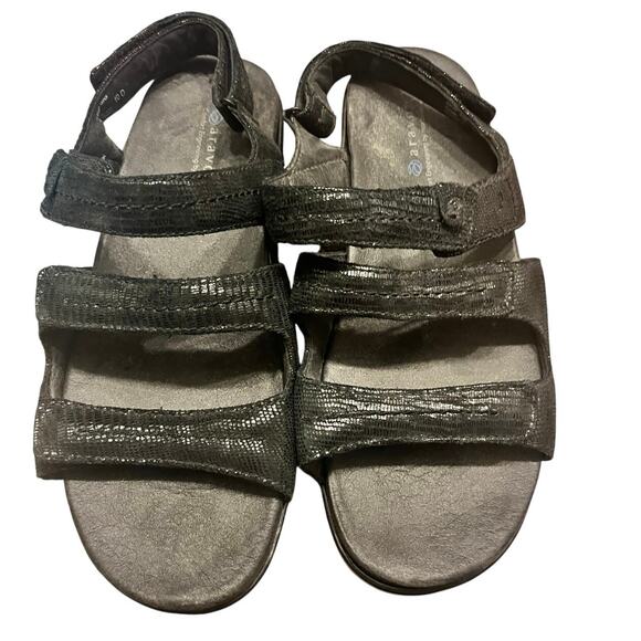 Aravon by New Balance Black Leather Sandals 10D Adjustable Comfort Walking shoe - Picture 5 of 10